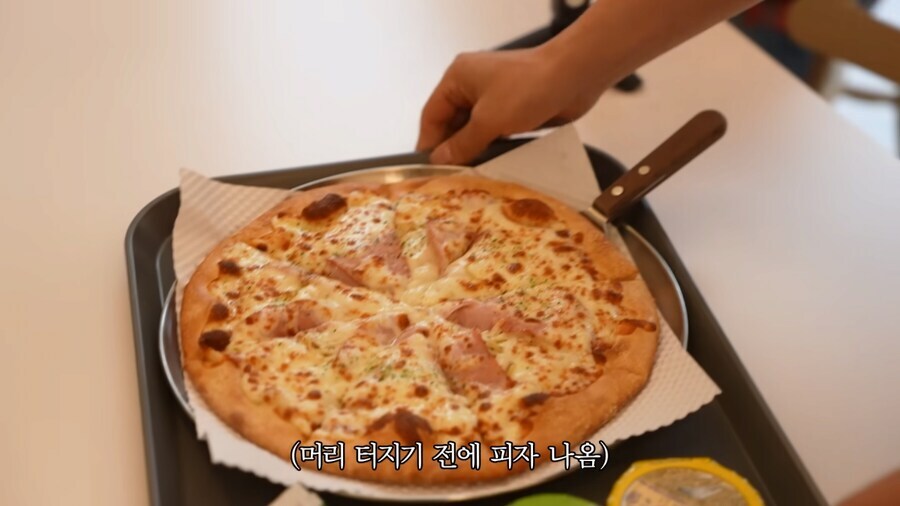 자랑스런 k문화 츄라이중인 미슐랭스타쉐프_4.jpg
