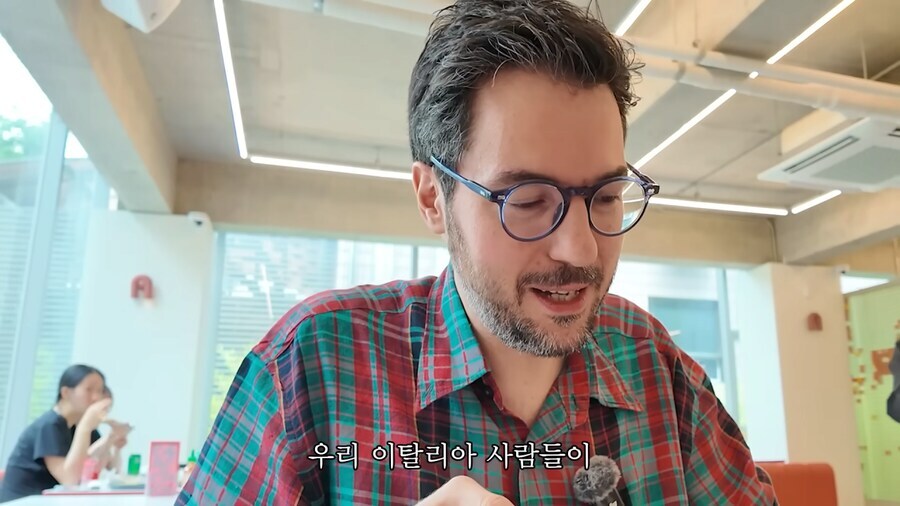자랑스런 k문화 츄라이중인 미슐랭스타쉐프_23.jpg