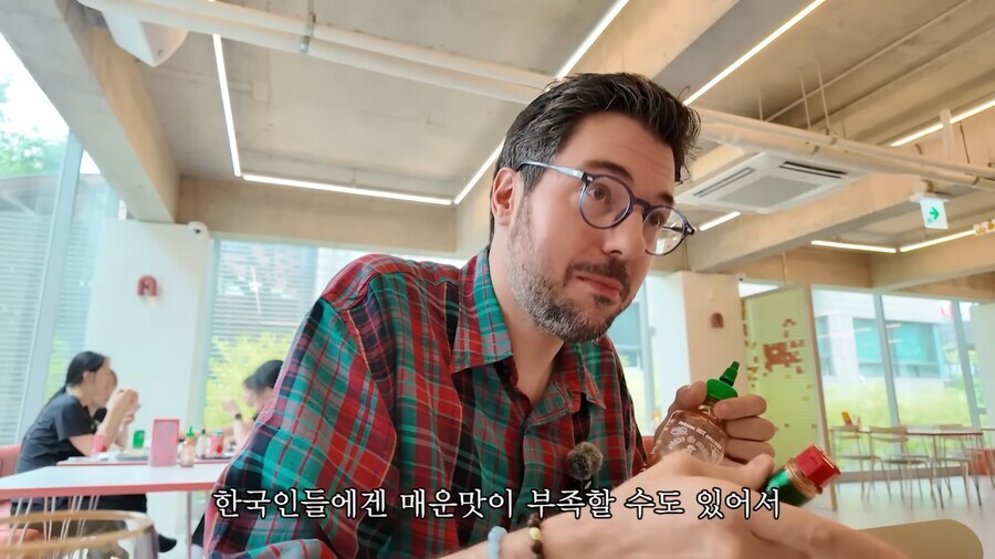 자랑스런 k문화 츄라이중인 미슐랭스타쉐프_30.jpg