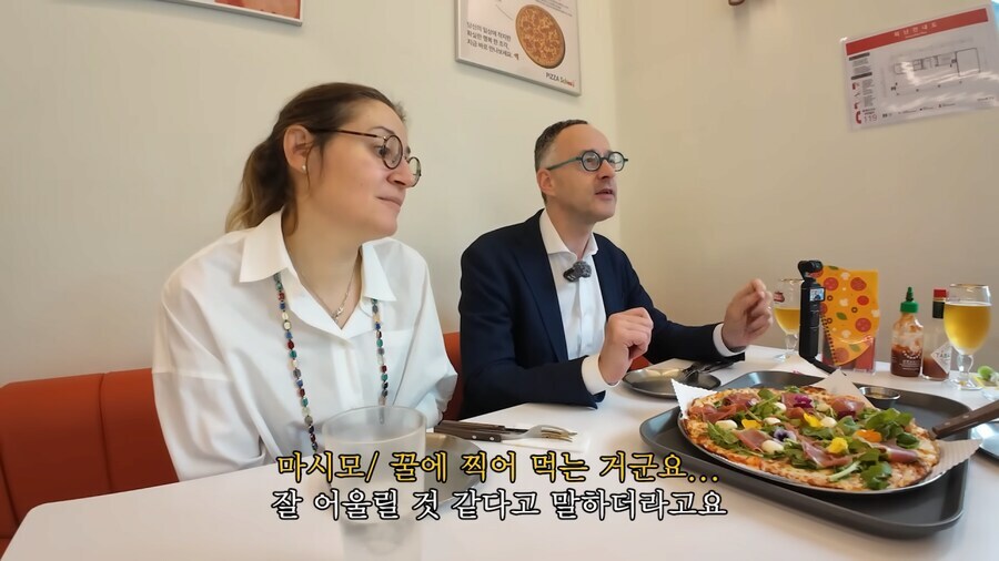 자랑스런 k문화 츄라이중인 미슐랭스타쉐프_41.jpg