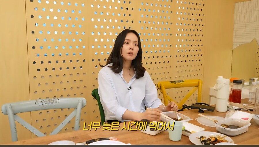 한가인이 생각하는 엄마들이 살 찌는 이유.jpg_18.jpg