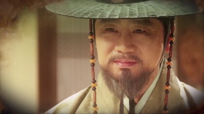사극에만 나오면 갑자기 수상해지는 배우_1.png