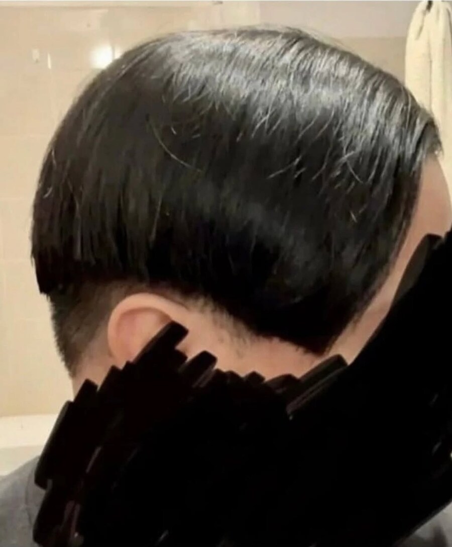 샘플까지 들고 갔는데 머리 개망한 헤갤러.jpg_2.jpg