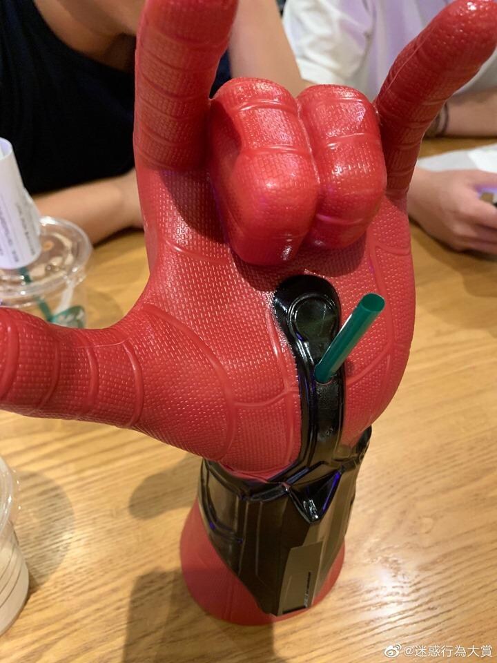스파이더맨 빨대 컵의 맹점.kpg_1.jpg