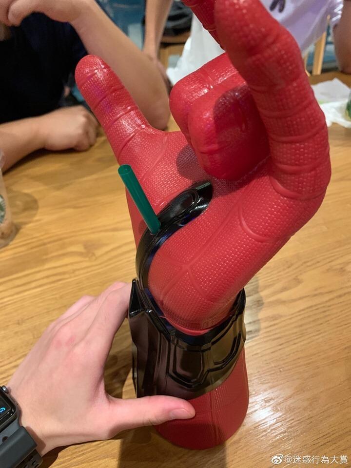 스파이더맨 빨대 컵의 맹점.kpg_2.jpg