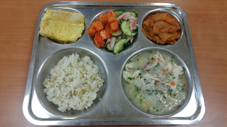 식당보다 급식쪽이 맛있다는 메뉴_1.jpg