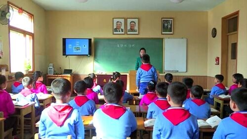 북한 학교 이미지와 실제_1.jpg