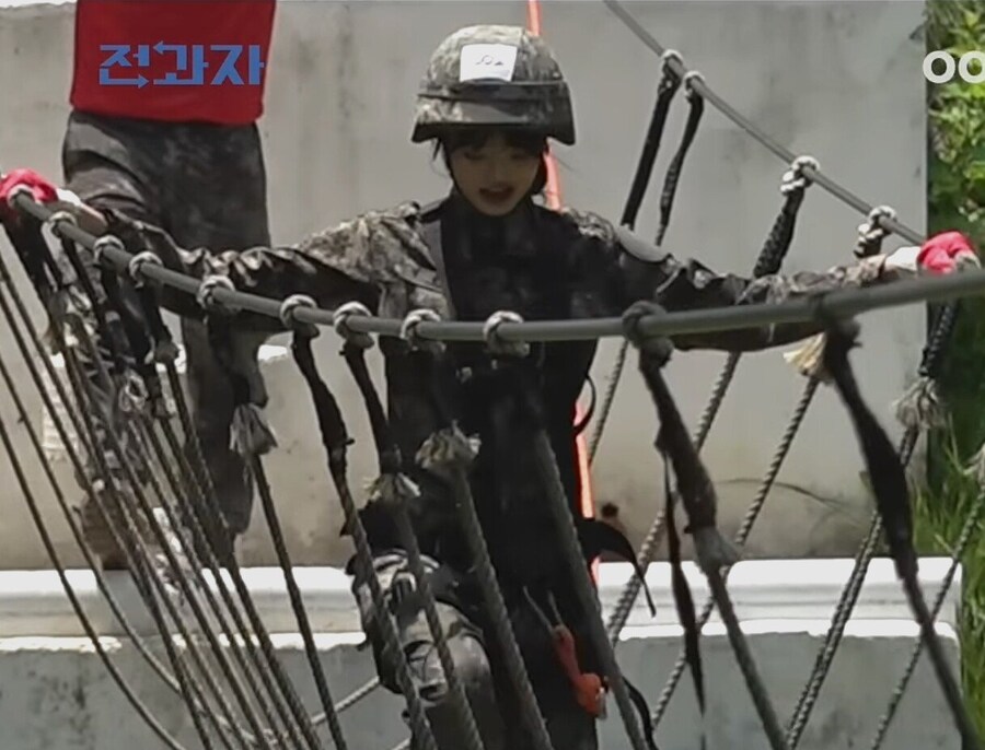 목장갑을 처음 껴본 장원영_2.jpg