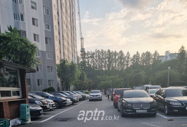 아파트에 주차를 하기 힘든 이유.JPG_1.jpg