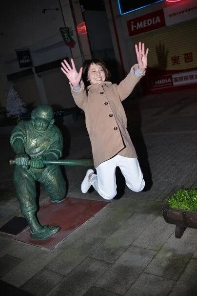 일본 니가타시의 명물 동상 .jpg_2.jpg