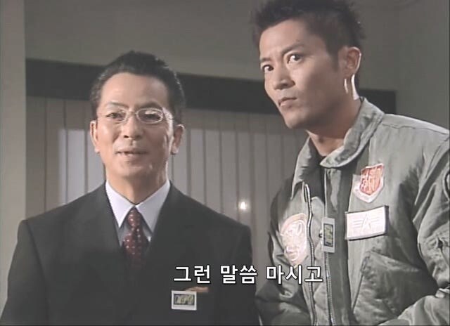 경찰 메뉴얼을 비웃는 테러리스트_3.jpg