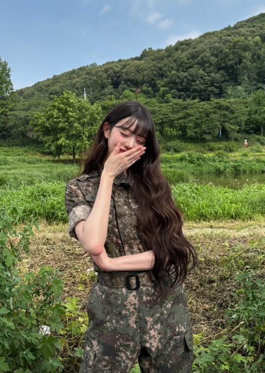 잘못된 점 3가지 이상 찾았으면 군필_4.png