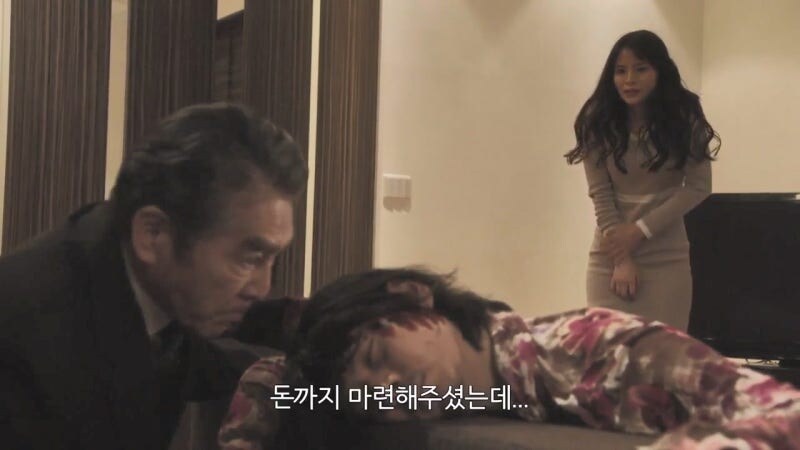 가족을 위해 시체를 땅에 파묻은 며느리와 시아버지_14.jpg