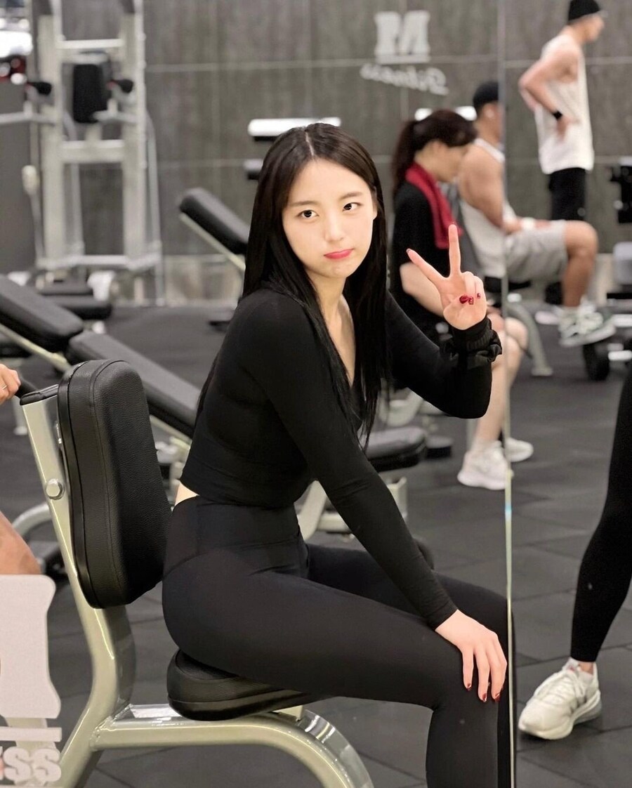 반도의 02년생 치어리더 jpg_3.jpg