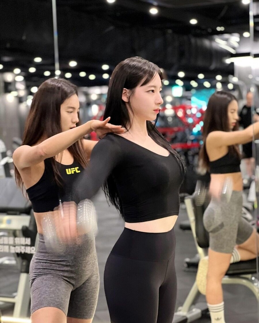 반도의 02년생 치어리더 jpg_4.jpg