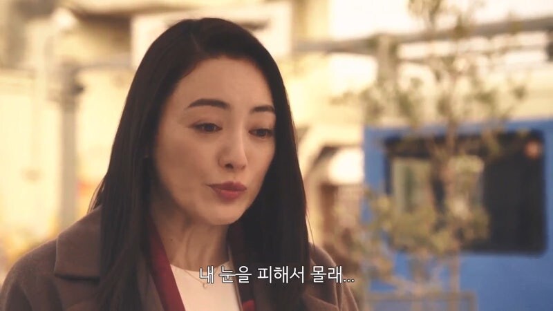 중학생 딸을 둔 싱글맘으로선 ㄹㅇ 숨 넘어가는 미친 상황_16.jpg