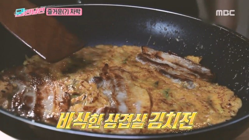 요리프로그램에서 나왔던 삼겹살김치전을 따라해봤다._25.jpg