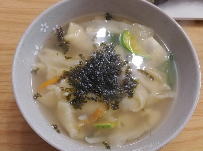 밀가루가 싸져도 빵은 가망이 없는 이유_1.jpg