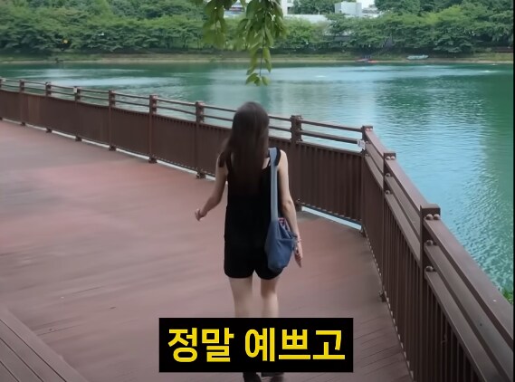 케데헌보고 한국 온 관광객이 느낀 한국의 문제점_5.png