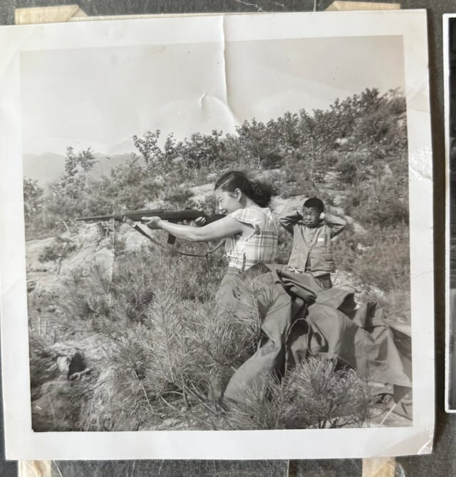 레딧에 올라온 한국전쟁 시절 한미 부부 사진_1.jpg