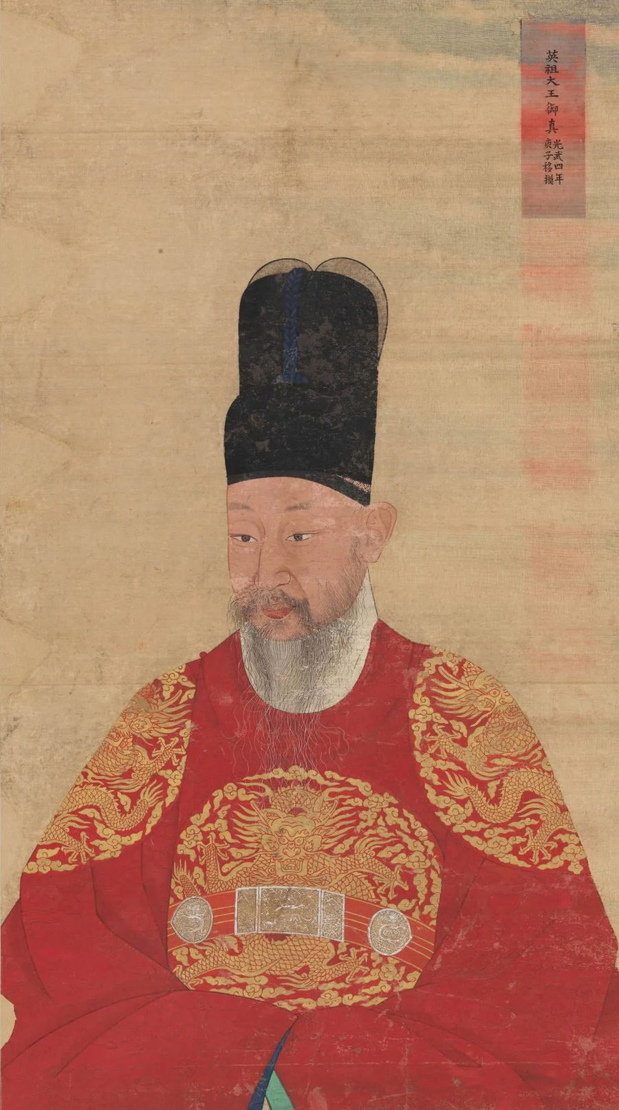 실제로 눈 앞에서 보면 지릴듯_1.webp