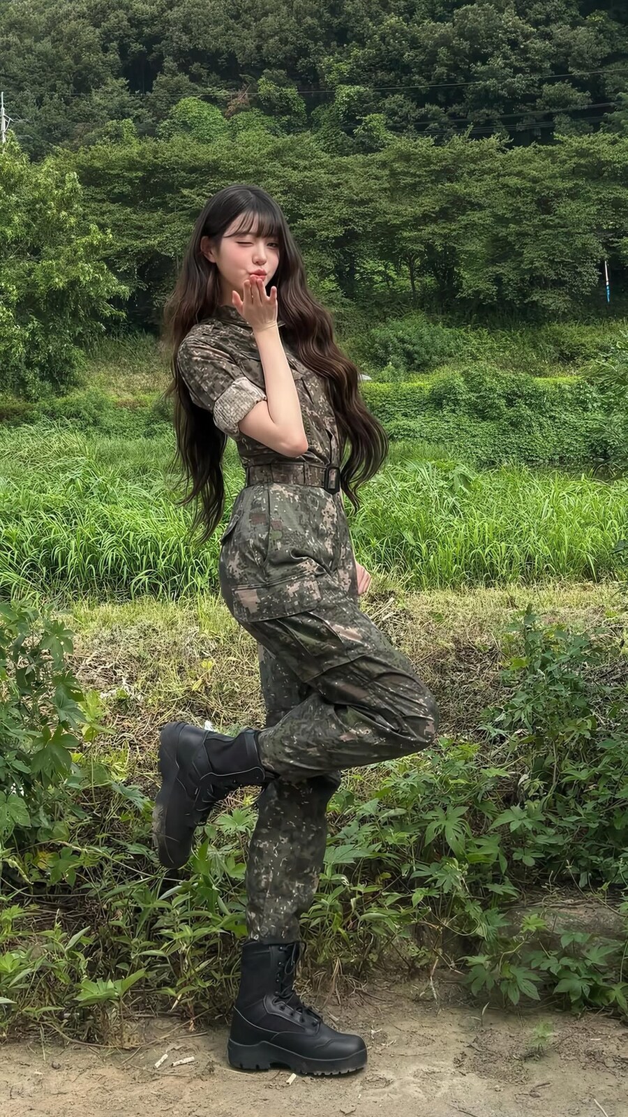 군복입은 장원영_11.jpg
