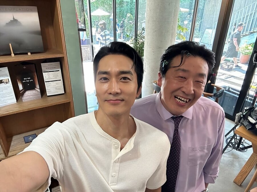 왼쪽이 성인이었을때 오른쪽은 초딩.jpg_1.jpg