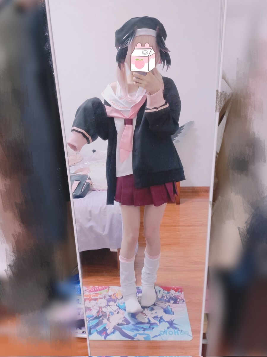 코스프레는 글레머 보단 슬렌더가 더 예쁘게 보이는듯_1.jpg