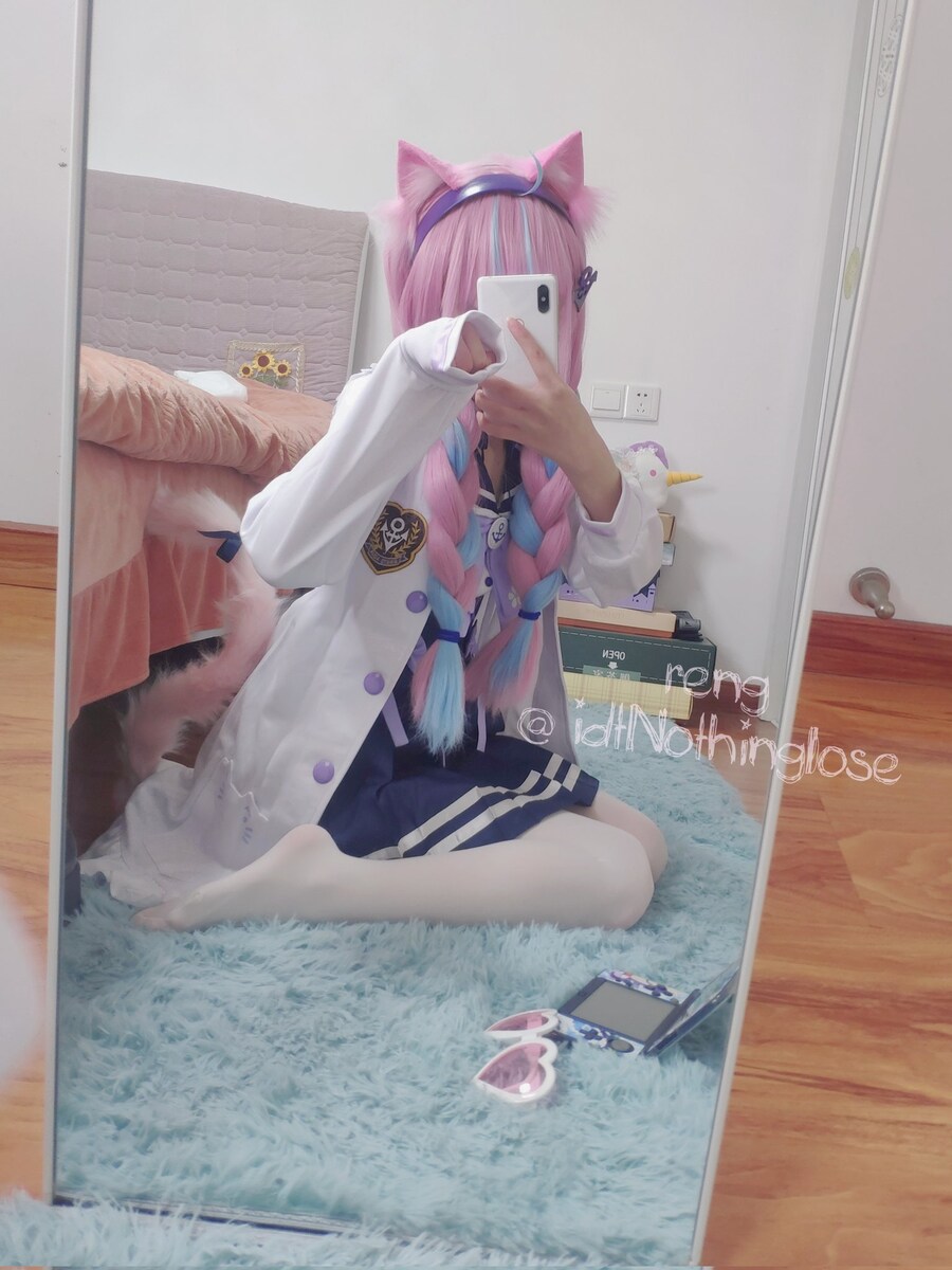 코스프레는 글레머 보단 슬렌더가 더 예쁘게 보이는듯_16.jpg