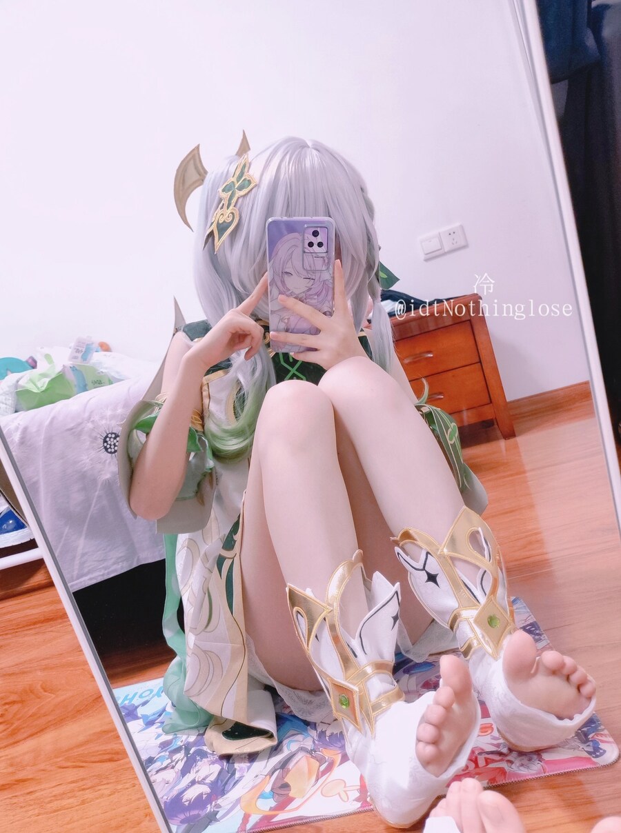 코스프레는 글레머 보단 슬렌더가 더 예쁘게 보이는듯_28.jpg