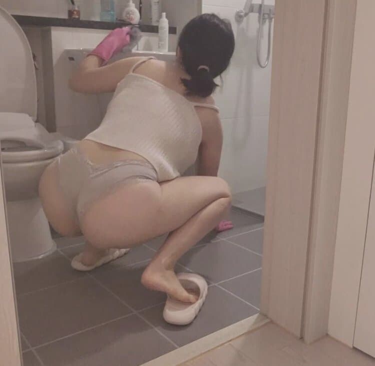 퇴근해서 집에 들어왔능데 마눌님이 이러고 있읍니다_1.jpg