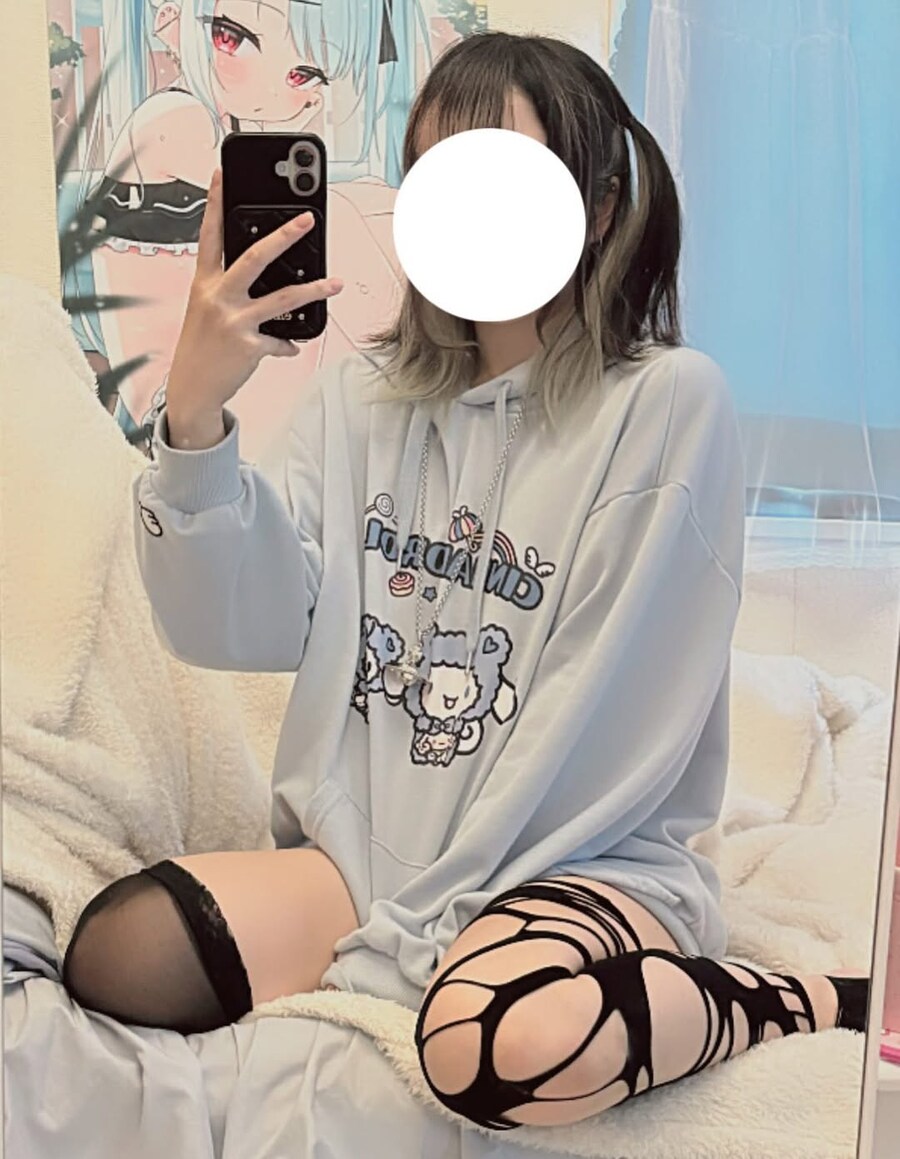호불호 갈리는 복장 jpg_4.jpg