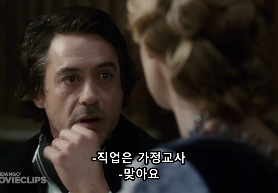 셜록홈즈 시리즈가 영상화되면 꼭 나오는 장면_1.jpg