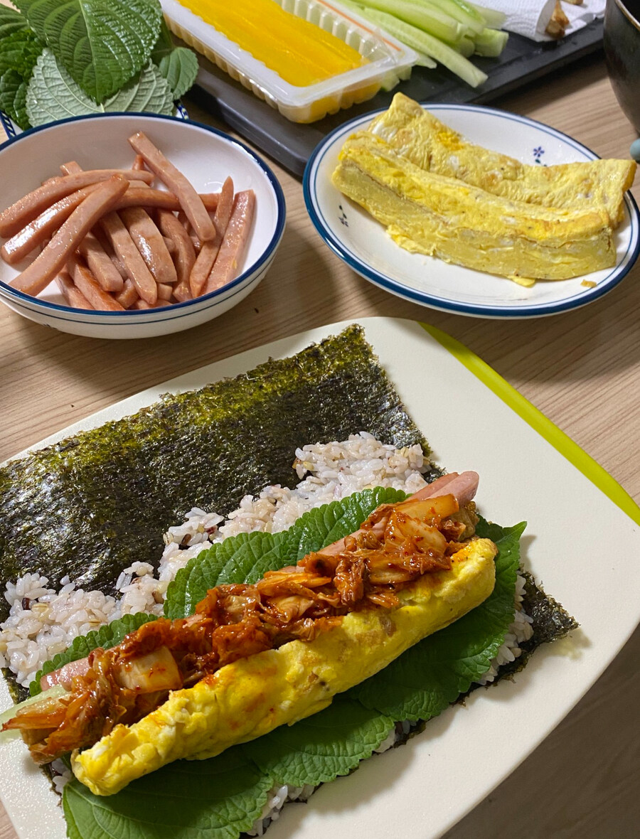 집에서 김밥 말면 안되는 이유_2.jpg