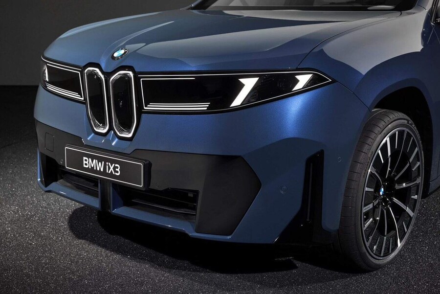 역대급 디자인의 전기차를 내놓은 BMW_3.jpg
