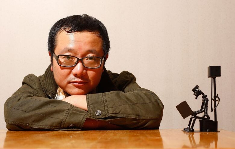 유명해진 이후에도 발전소 일을 했다는 삼체 작가.jpg_1.jpg