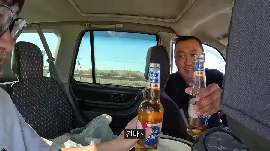 여행 유튜버가 함부로 히치하이킹 하면 안 되는 이유_20.png