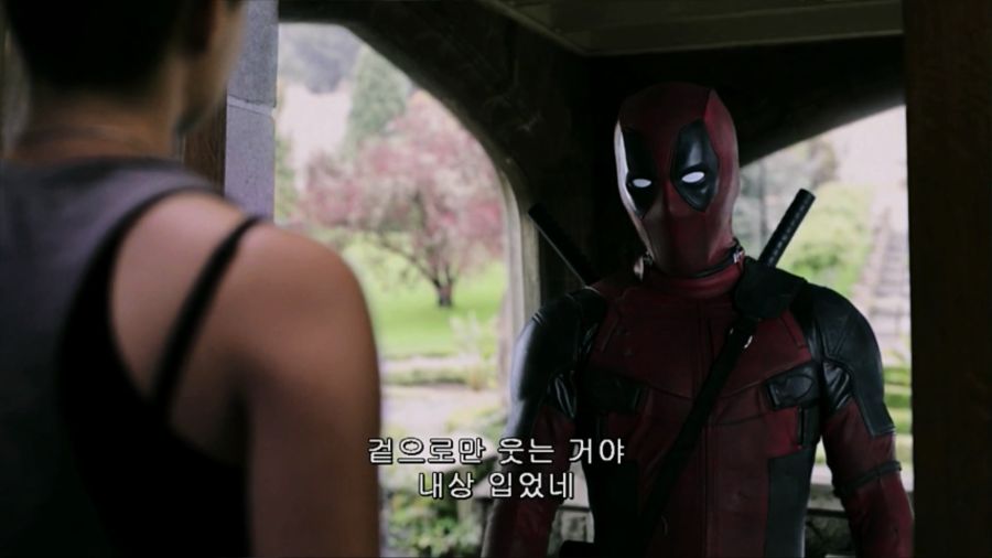 데드풀이 네가소닉을 처음 보고 하는말_4.jpg