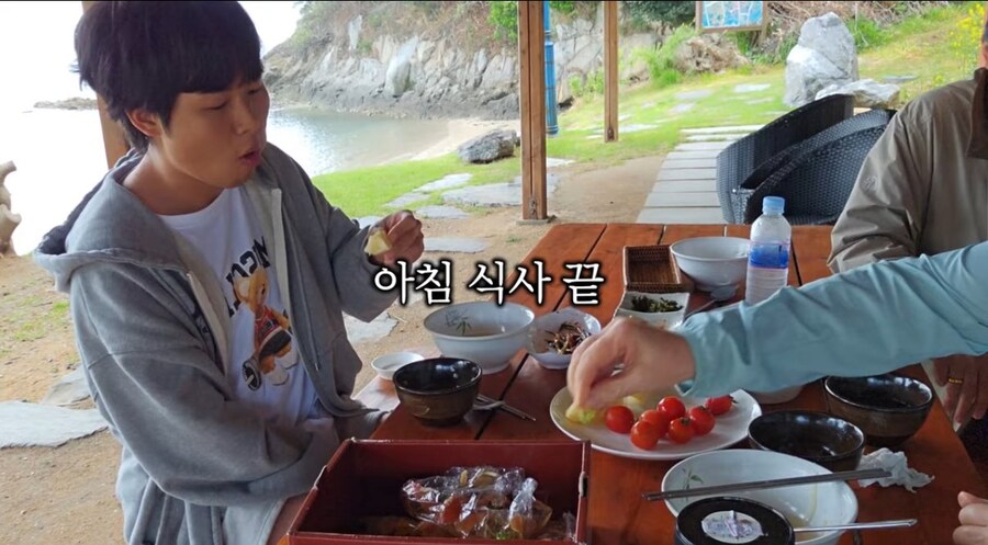 기차가 지연되고 배 놓친 bj가 만난 인연_16.jpg