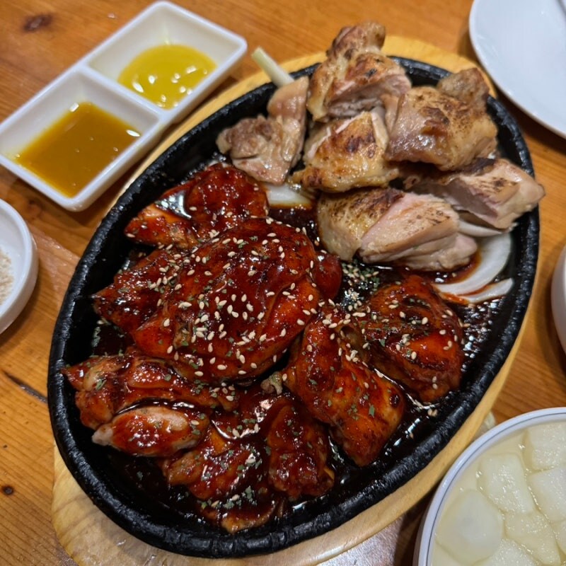 의외로 아직 영업 중인 치킨 브랜드_3.jpg