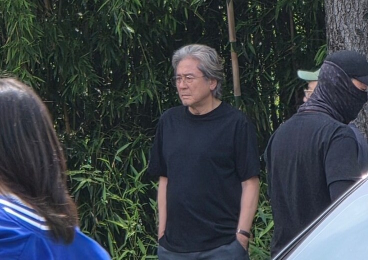 인턴(2015) 리메이크 촬영장에서 찍힌 최민식 사진.jpg_1.png