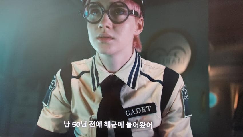 실사판에 나온 가프가 해군을 떠나지 않은 이유.jpg_1.jpg
