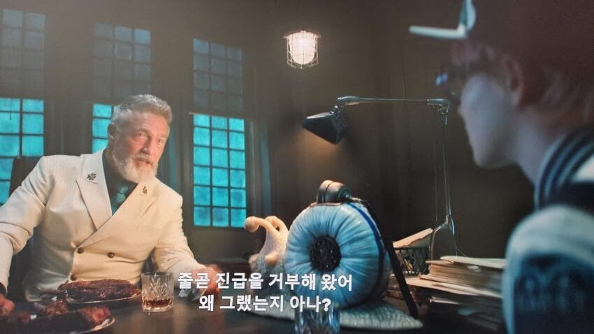 실사판에 나온 가프가 해군을 떠나지 않은 이유.jpg_9.jpg