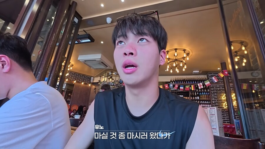유튜브) 유럽 평점 1점 식당(사실2.3점)에 가본 유튜버_3.png