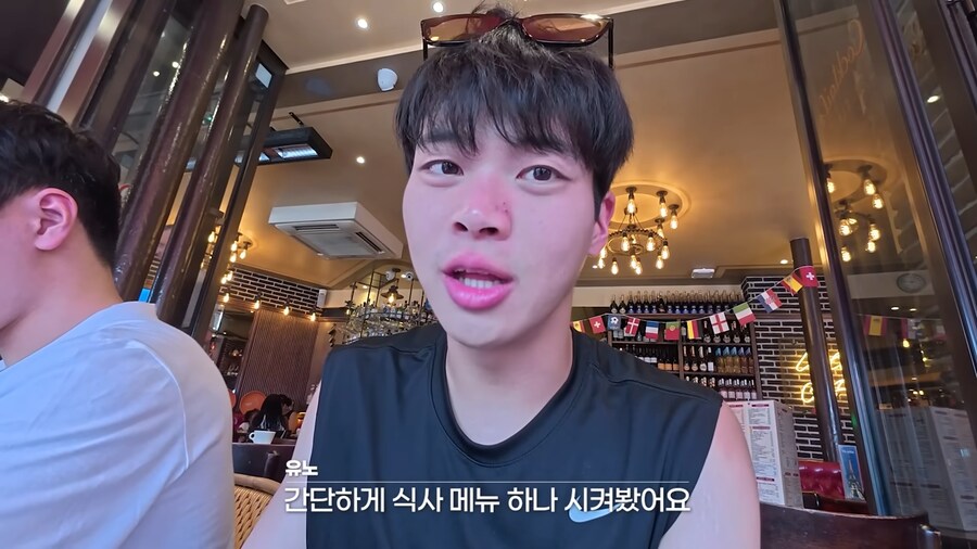 유튜브) 유럽 평점 1점 식당(사실2.3점)에 가본 유튜버_6.png