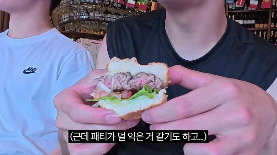 유튜브) 유럽 평점 1점 식당(사실2.3점)에 가본 유튜버_15.png