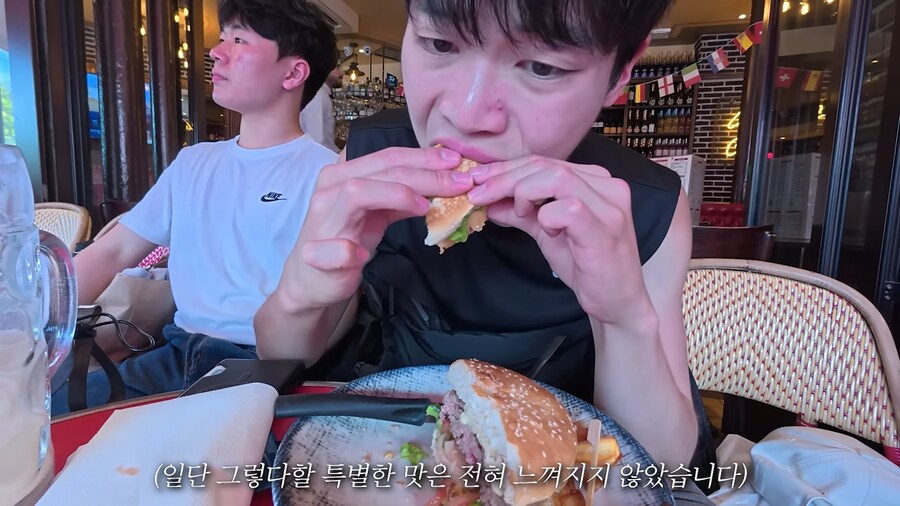 유튜브) 유럽 평점 1점 식당(사실2.3점)에 가본 유튜버_16.png