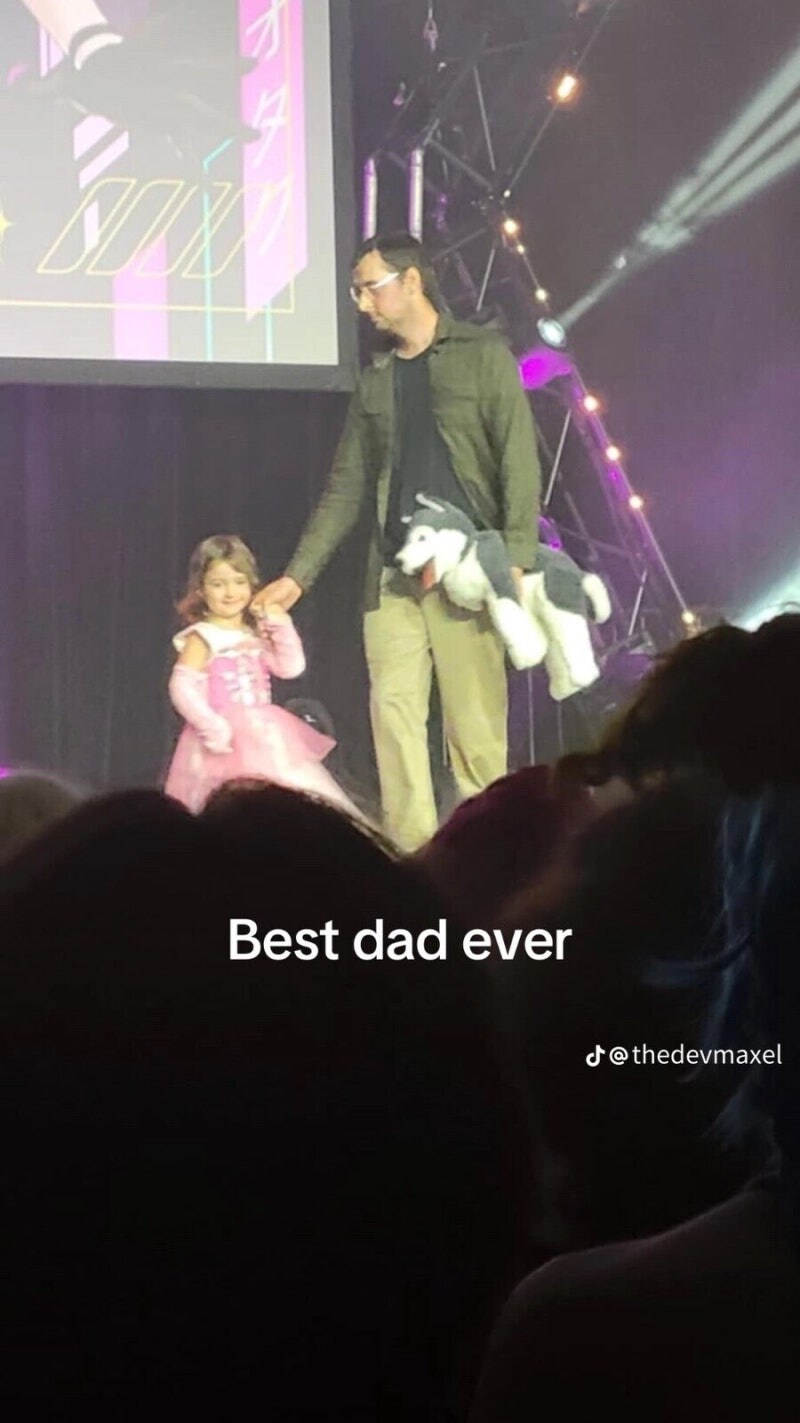 오직 아버지를 가진 딸만이 할 수 있는 코스프레_1.jpg