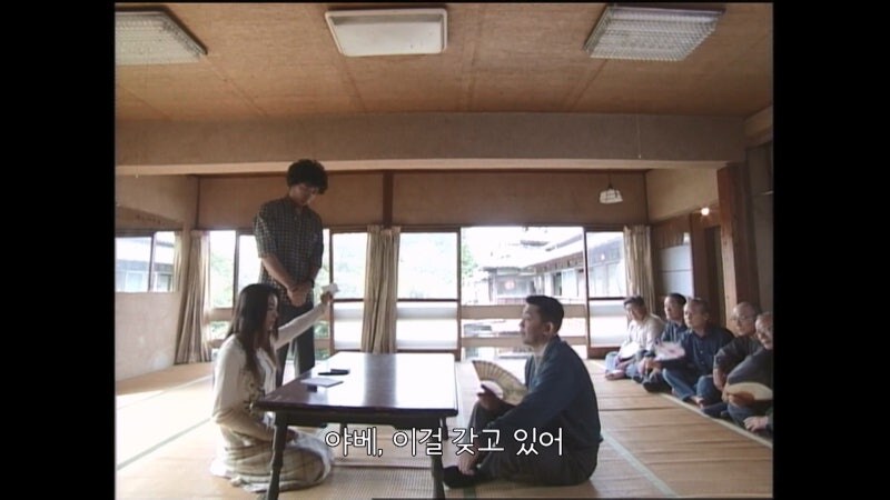 알아두면 여자들에게 인기가 많아지는 카드 마술_2.jpg