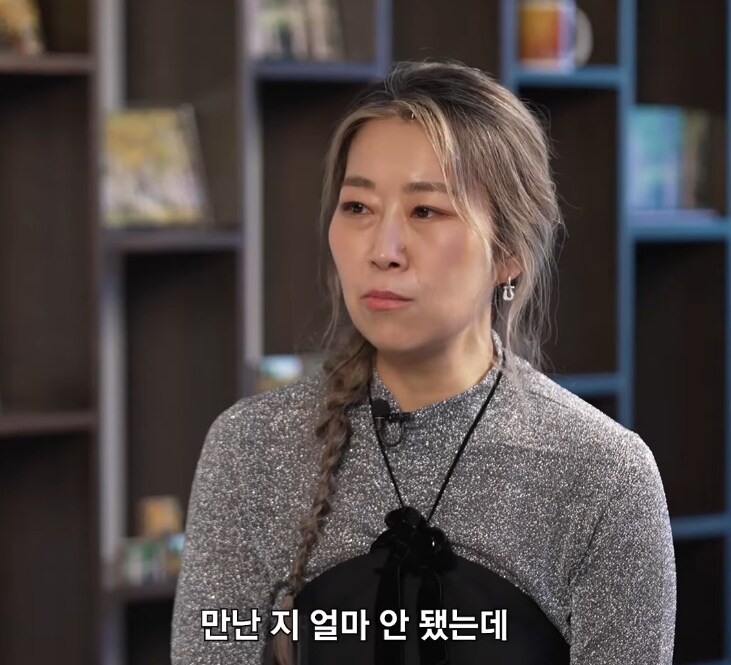 케데헌)만난지 얼마나 됐다고 키스야_4.png